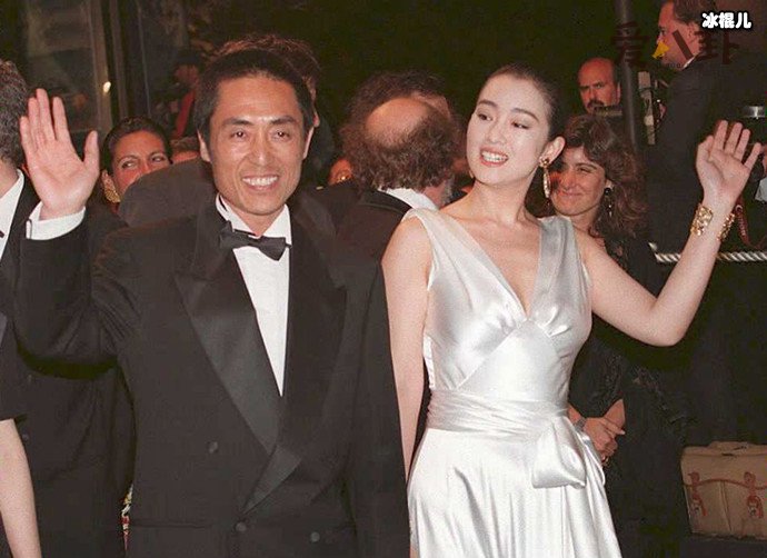 张艺谋超生被罚了多少钱, 张艺谋巩俐有三个孩子是真的吗?