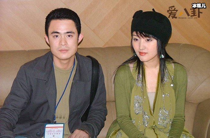 杨钰莹为赖文峰流产? 杨钰莹是赖文峰的谁两人是何关系呢