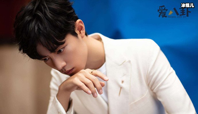 肖战工作室发文道歉, 持续了好几个月的事情终于画句号了吗?