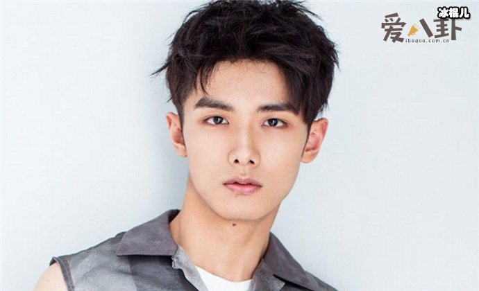 赵弈钦现任女友是谁? 被前任吓到求助老板于正是怎么回事