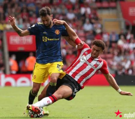 迈博体育 曼联VS南安普顿:滕哈赫为帅位而战,曼联主场不