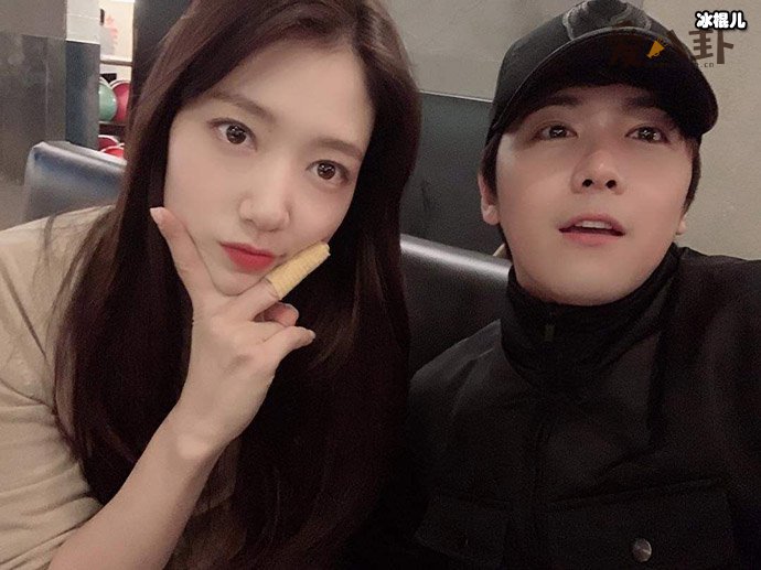 李弘基的女友是朴信惠吗? 起底李弘基历任女友他们两人是真的吗