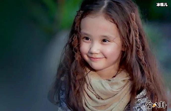 枕上书小阿兰若是谁演的? 混血小美女恩嘉资料起底