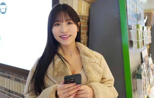 桜空もも(樱空桃)剧情作品IPZZ-050用app约帅哥寻欢插图 桜空もも(樱空桃)剧情作品IPZZ-050用app约帅哥寻欢