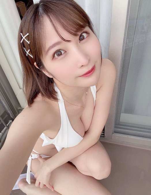 百濑莉子(百瀬りこ)出道作品番号及封面,百濑莉子个人简介