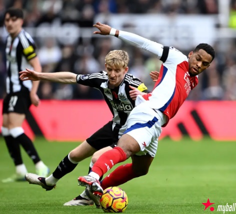 大发体育-0-1!阿森纳毫无斗志,戈登+伊萨克击溃枪手防线,大发助力你的致富之路!