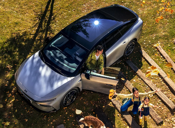 小鹏发布史上最强财报 营收同比环比双增长 P7+立功 小鹏发布史上最强财报 营收同比环比双增长 P7+立功