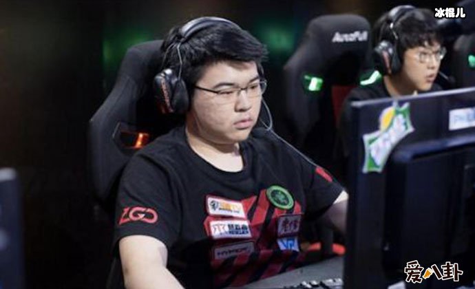 斗鱼主播油条去哪了? 曾因开挂道歉1