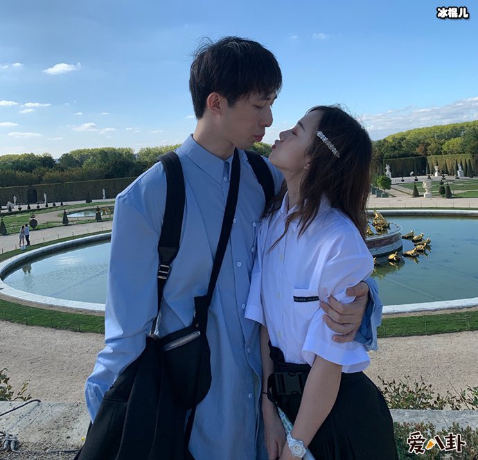 网红阿沁刘阳分手分手, 网友质疑网红上热搜!