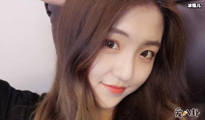 抖音m哥一年赚多少钱? 女网红M哥真名叫什么