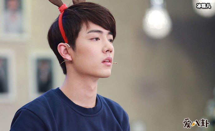 为何做明星就不能谈恋爱?肖战谈明星感情现状!