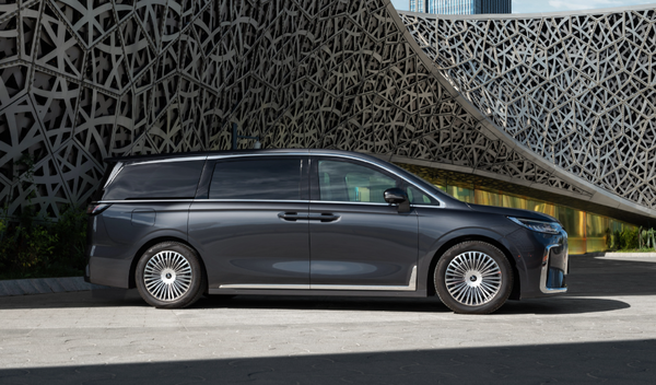 华为加持 曝新款岚图梦想家大定破两万 9月交付破万 华为加持 曝新款岚图梦想家大定破两万 9月交付破万