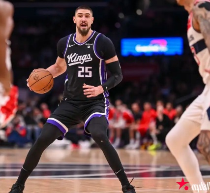 大发体育-中锋来了!湖人签下莱恩,大发助力你的致富之路!