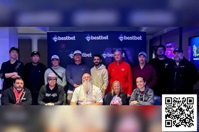 【EV扑克】离大谱!一场扑克比赛产生15个冠军,每人分四千刀奖金?