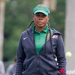 迈博体育 FAMU 网球队前往新奥尔良夺回 SWAC 锦标赛冠军奖杯