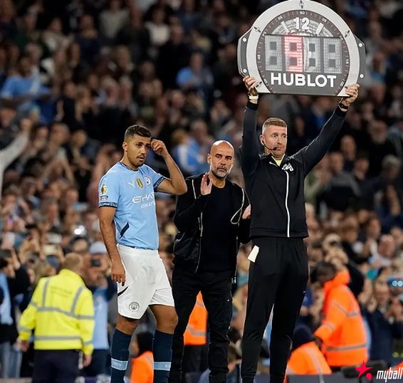 迈博体育 中场升级变空谈?死磕曼城核心不行动,皇马