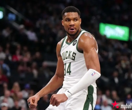 迈博体育 雄鹿尼克斯休赛期讨论交易字母哥 但最终未达成