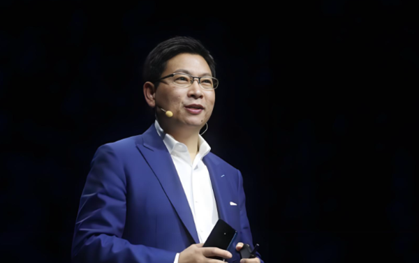 余承东 余承东招募全球顶尖AI人才 目标实现通用人工智能突破