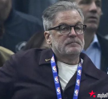 大发体育-骑士队老板丹-吉尔伯特对球队本赛季的表现“极为不满”,大发助力你的致富之路!