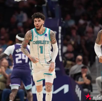 迈博体育 三球20+6+8科比怀特27分 黄蜂擒国王4连胜