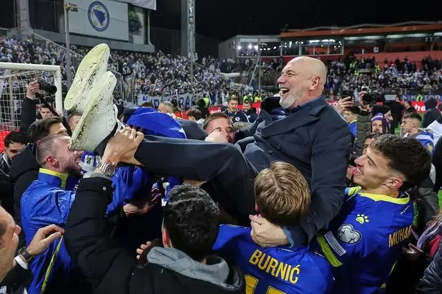 【EV扑克】从扑克桌到波黑重返世界杯的功勋主帅：谢尔盖·巴巴雷茨的非典型主帅之路