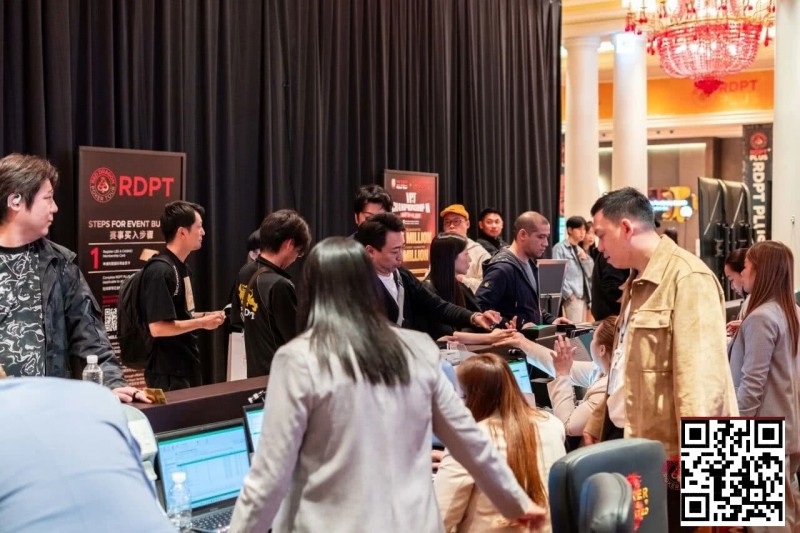 【EV扑克】2026红龙杯PLUS|首赛即登顶!蔡炜珏倒数第二记分逆袭斩获神龙觉醒开幕赛冠军,赢系列赛首件冠军夹克!